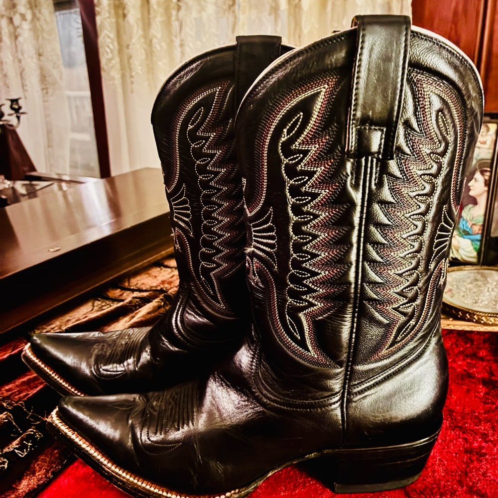 Heritage Boot Co Handmade Black “Jesse Dayton” Cowboy Boots - Women’s 6